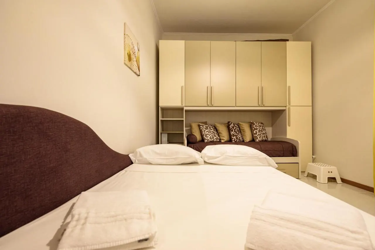 Vico Tre Re A Toledo 41 Apartment Naples 0*,  Italy