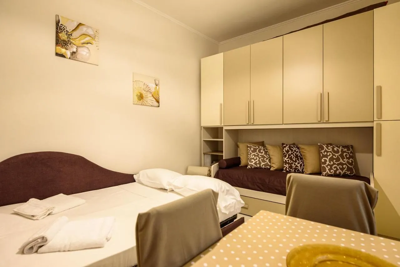 Vico Tre Re A Toledo 41 Apartment Naples